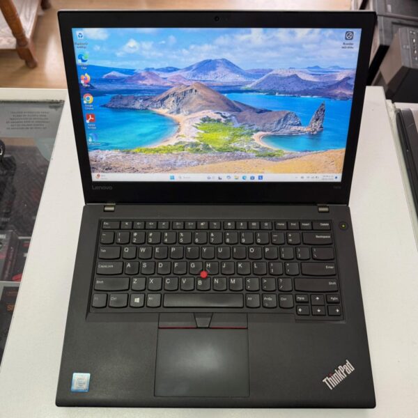 Laptop Lenovo Thinkpad T470, 14 Pulgadas, Procesador i5 7300u, 8gb de RAM, 256gb SSD, USB C, Hdmi, Webcam, Windows 11